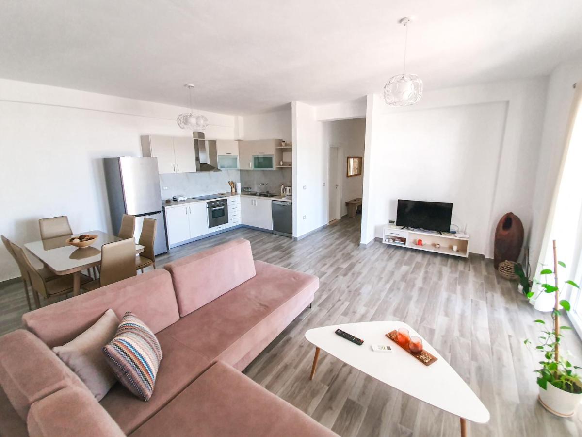 Aqua Holiday Apartments Vlore Ngoại thất bức ảnh