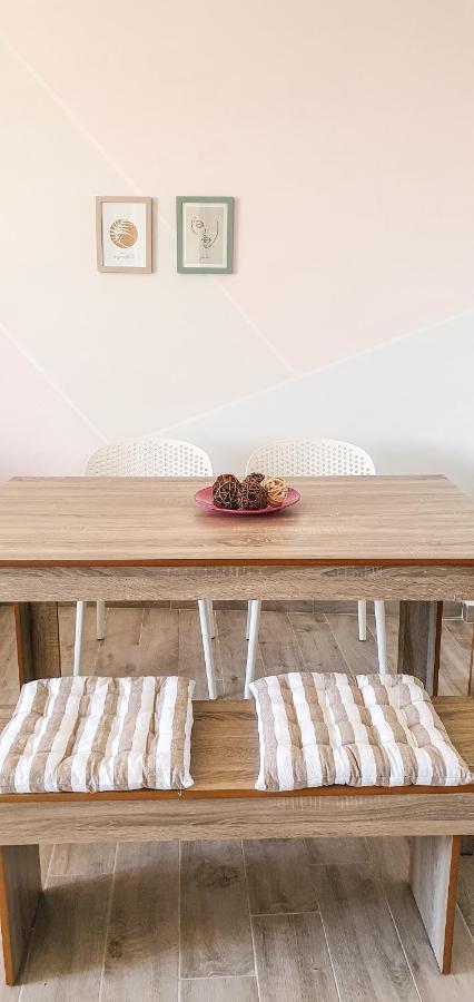 Aqua Holiday Apartments Vlore Ngoại thất bức ảnh