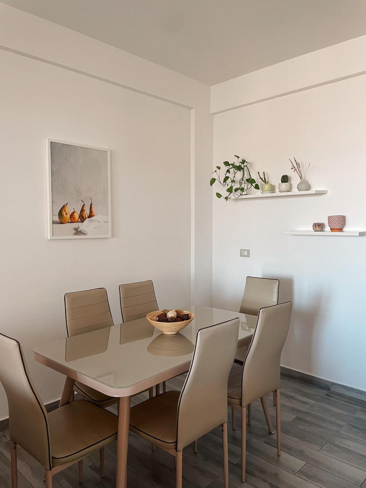 Aqua Holiday Apartments Vlore Phòng bức ảnh