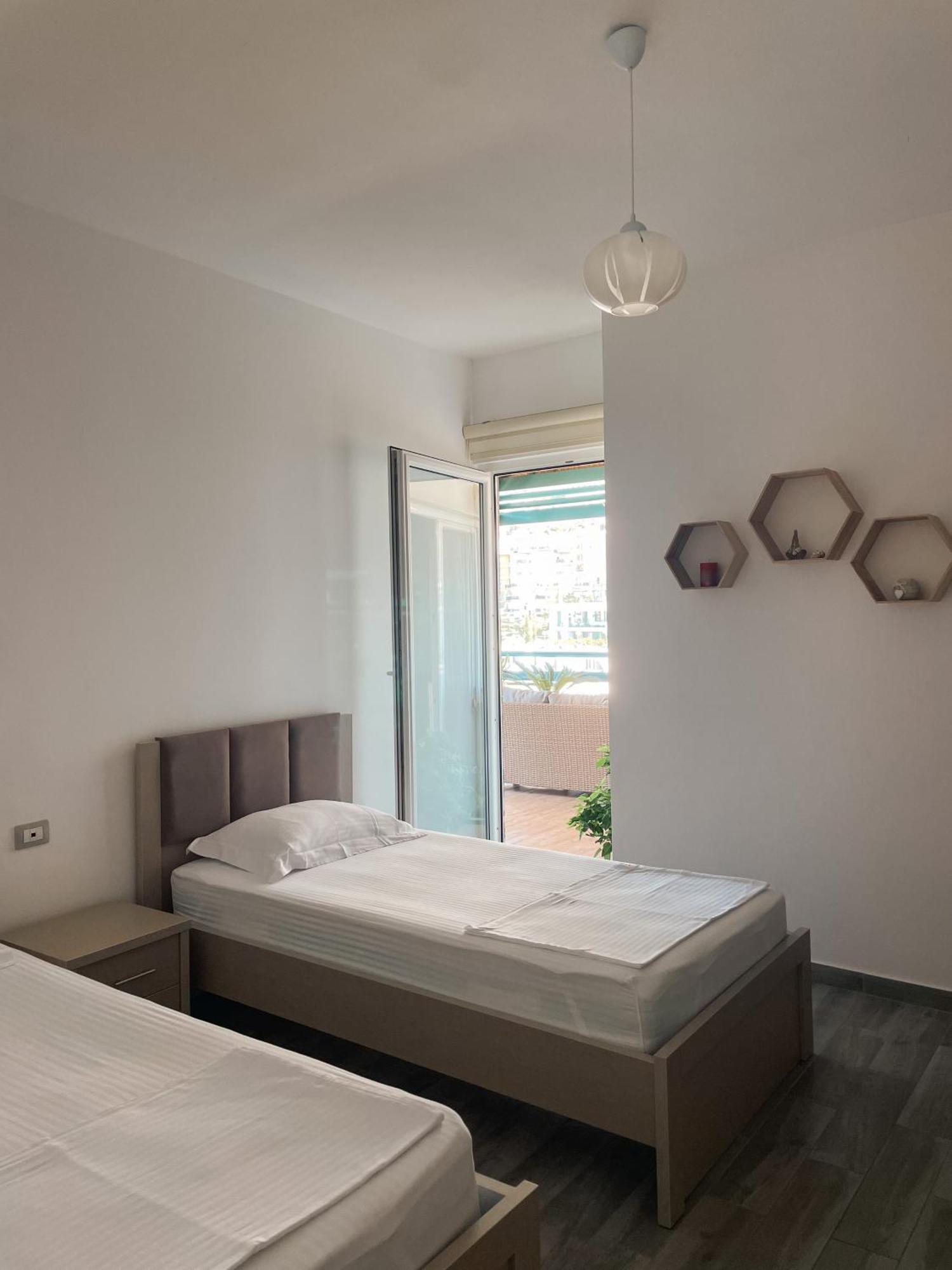 Aqua Holiday Apartments Vlore Phòng bức ảnh